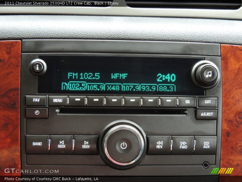 Audio System of 2011 Silverado 2500HD LTZ Crew Cab
