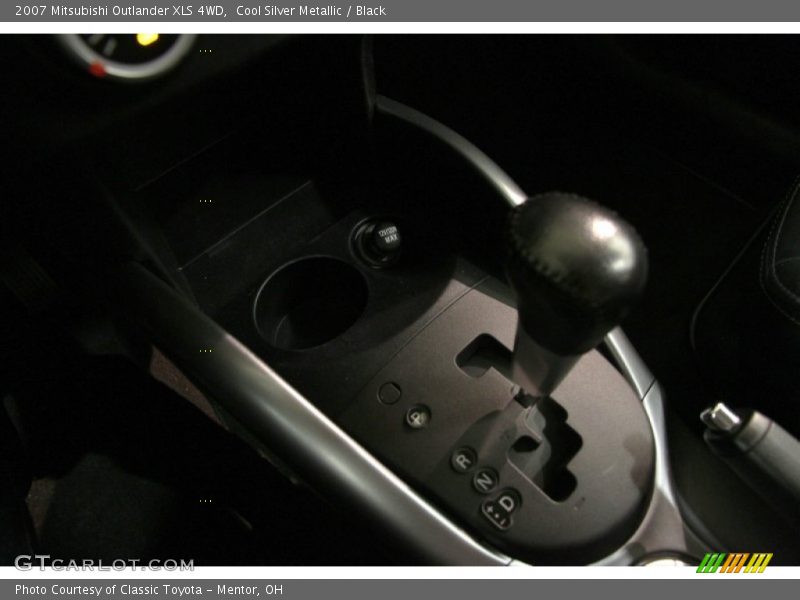 Cool Silver Metallic / Black 2007 Mitsubishi Outlander XLS 4WD