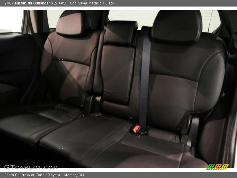 Cool Silver Metallic / Black 2007 Mitsubishi Outlander XLS 4WD