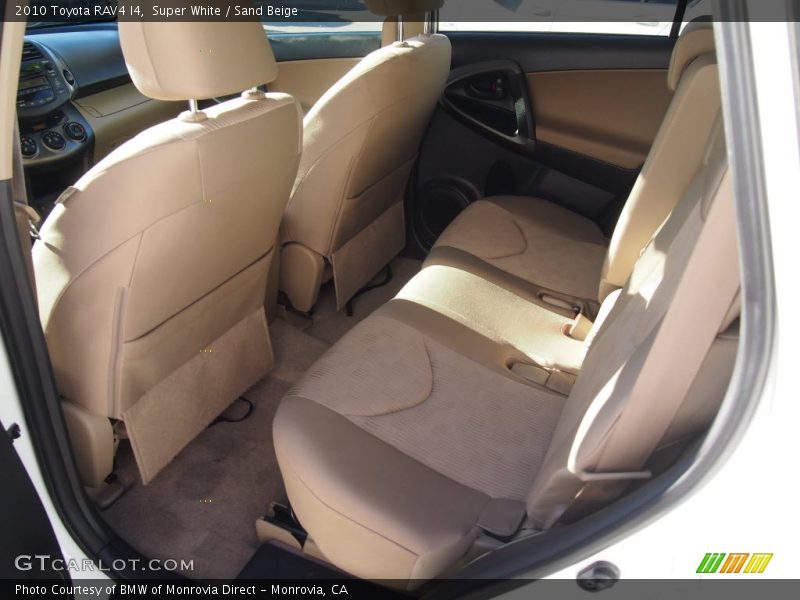 Super White / Sand Beige 2010 Toyota RAV4 I4