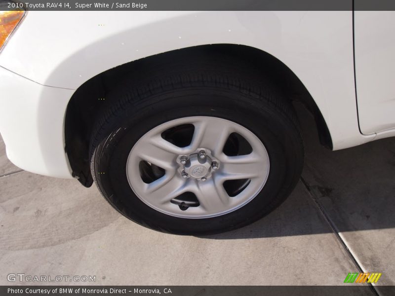 Super White / Sand Beige 2010 Toyota RAV4 I4