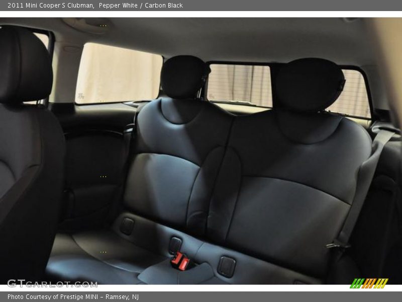 Pepper White / Carbon Black 2011 Mini Cooper S Clubman
