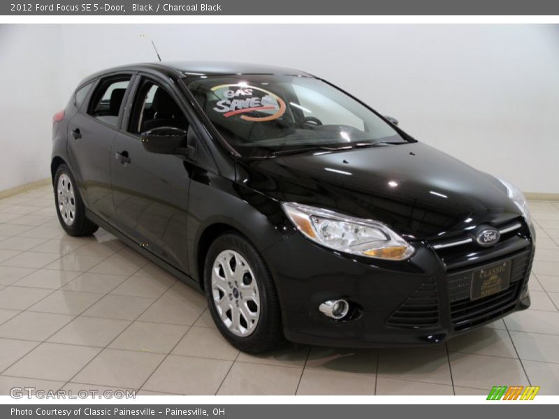 Black / Charcoal Black 2012 Ford Focus SE 5-Door