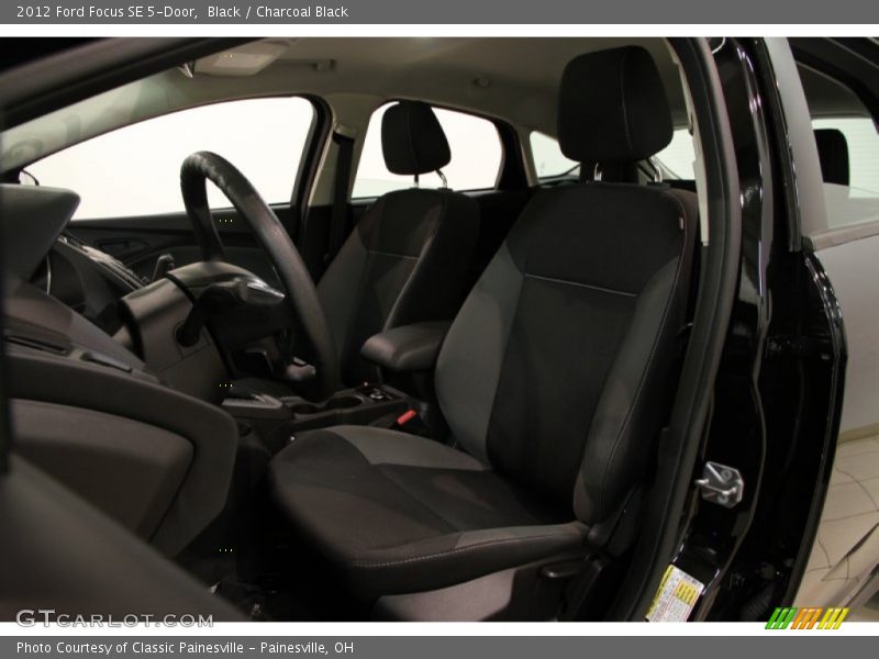 Black / Charcoal Black 2012 Ford Focus SE 5-Door