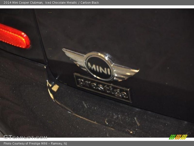 Iced Chocolate Metallic / Carbon Black 2014 Mini Cooper Clubman