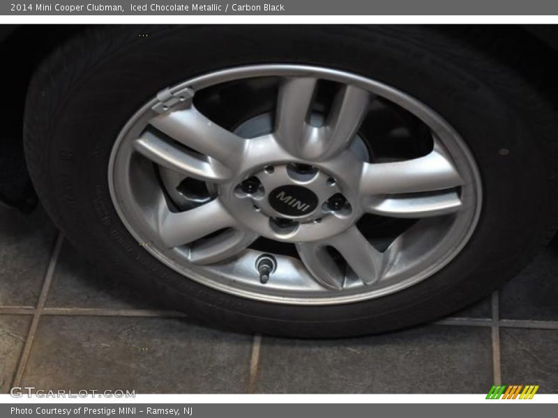 Iced Chocolate Metallic / Carbon Black 2014 Mini Cooper Clubman