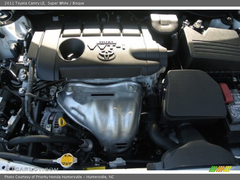 Super White / Bisque 2011 Toyota Camry LE