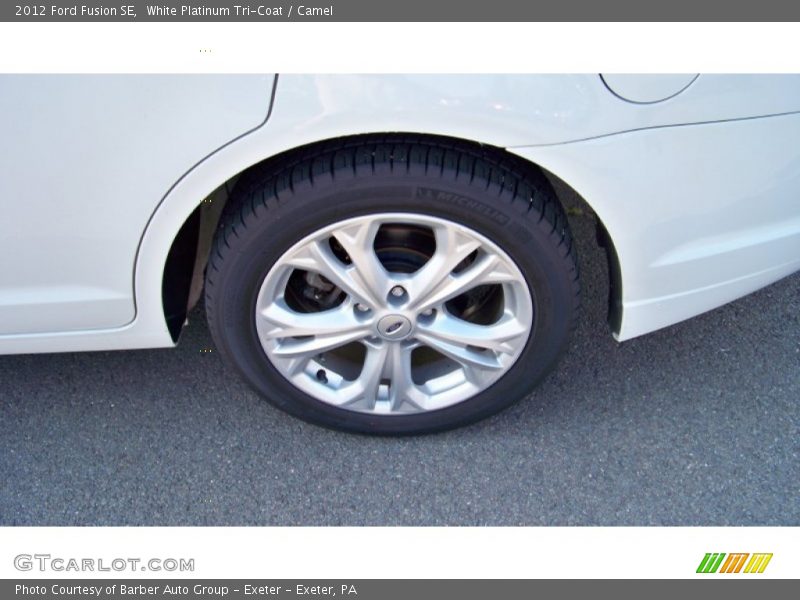 White Platinum Tri-Coat / Camel 2012 Ford Fusion SE