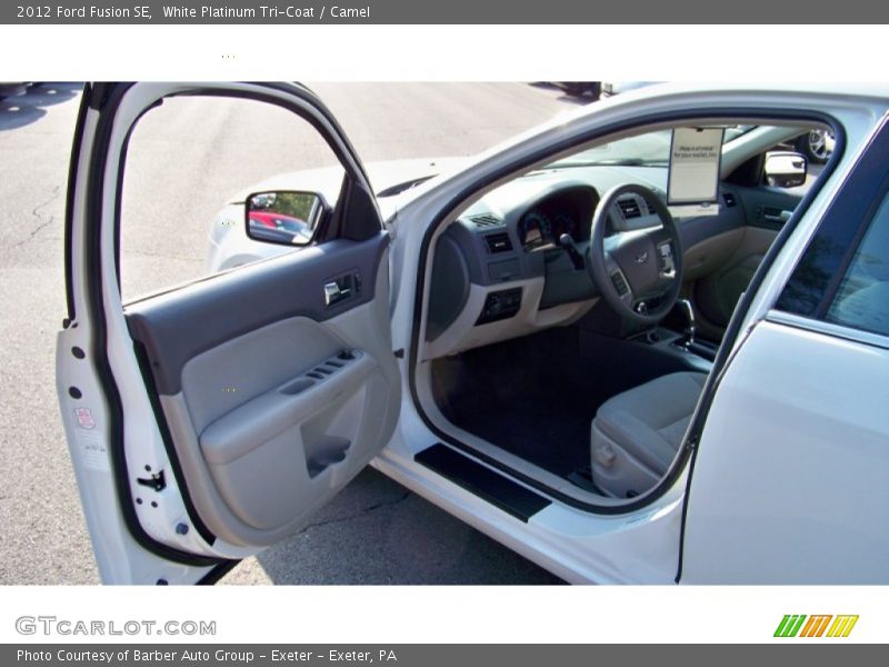 White Platinum Tri-Coat / Camel 2012 Ford Fusion SE