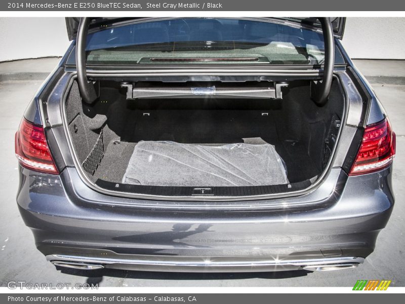  2014 E E250 BlueTEC Sedan Trunk