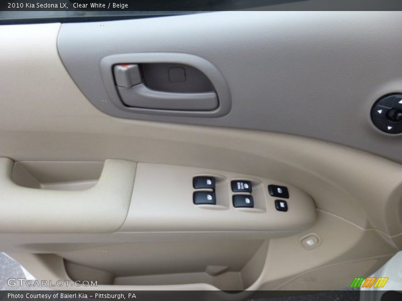 Clear White / Beige 2010 Kia Sedona LX