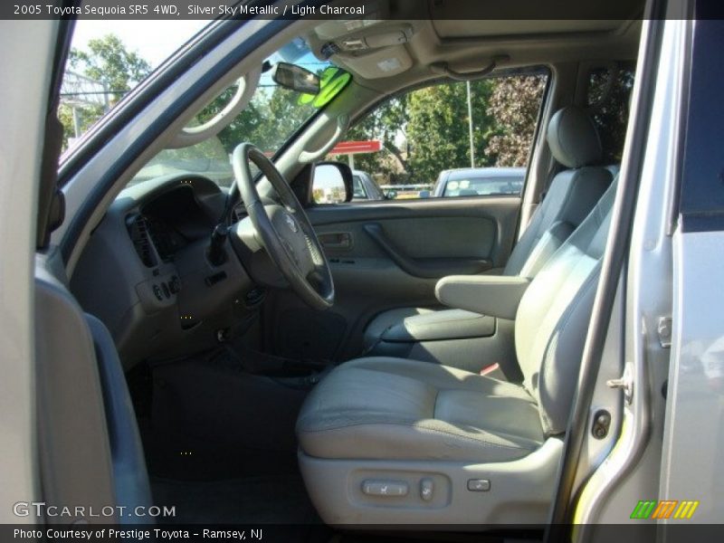 Silver Sky Metallic / Light Charcoal 2005 Toyota Sequoia SR5 4WD