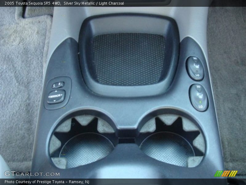 Silver Sky Metallic / Light Charcoal 2005 Toyota Sequoia SR5 4WD
