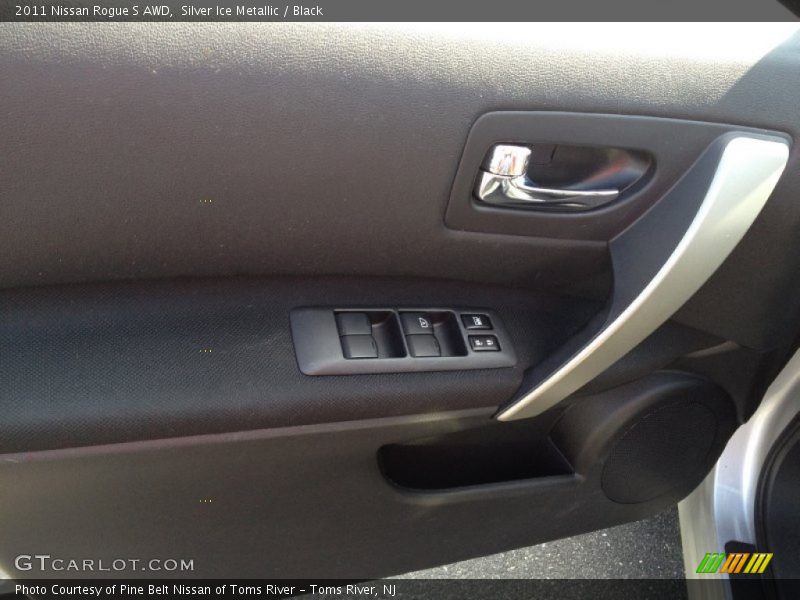 Silver Ice Metallic / Black 2011 Nissan Rogue S AWD