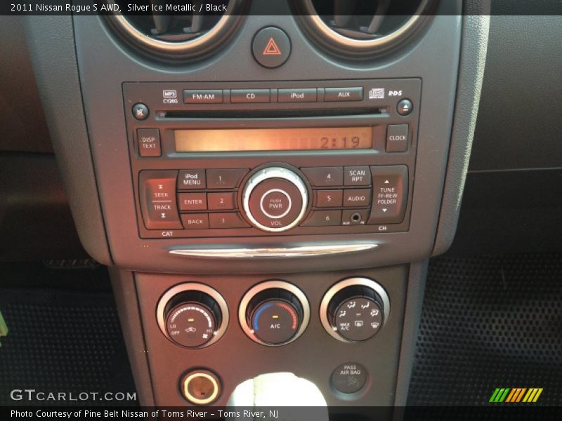 Silver Ice Metallic / Black 2011 Nissan Rogue S AWD