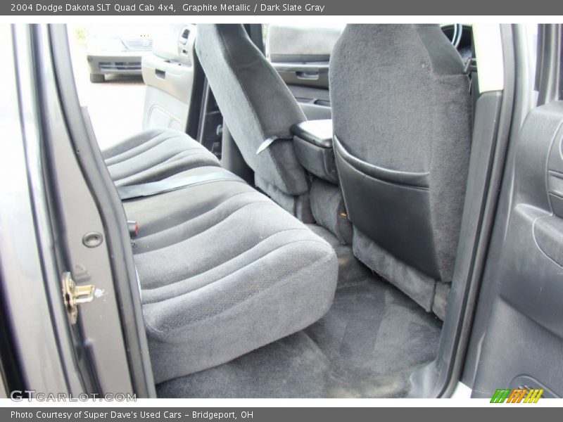 Graphite Metallic / Dark Slate Gray 2004 Dodge Dakota SLT Quad Cab 4x4