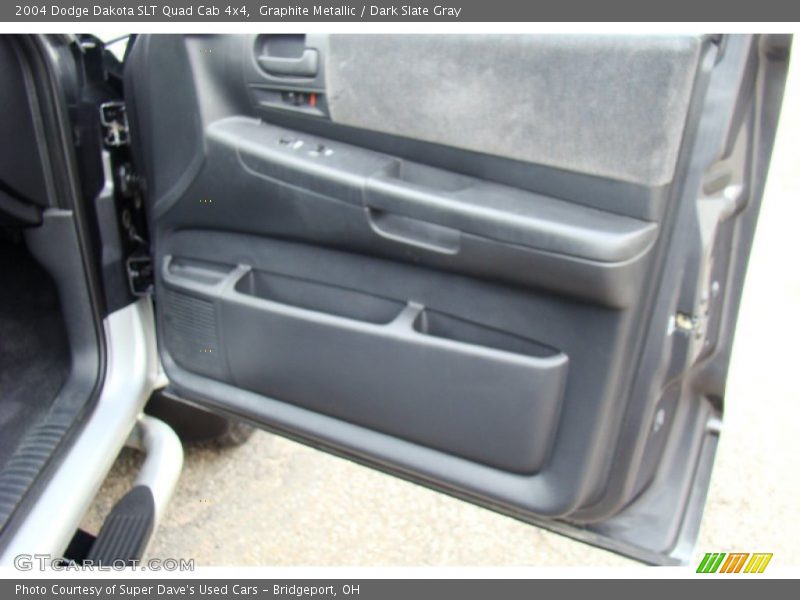 Graphite Metallic / Dark Slate Gray 2004 Dodge Dakota SLT Quad Cab 4x4