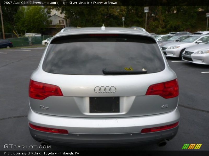 Light Silver Metallic / Espresso Brown 2007 Audi Q7 4.2 Premium quattro