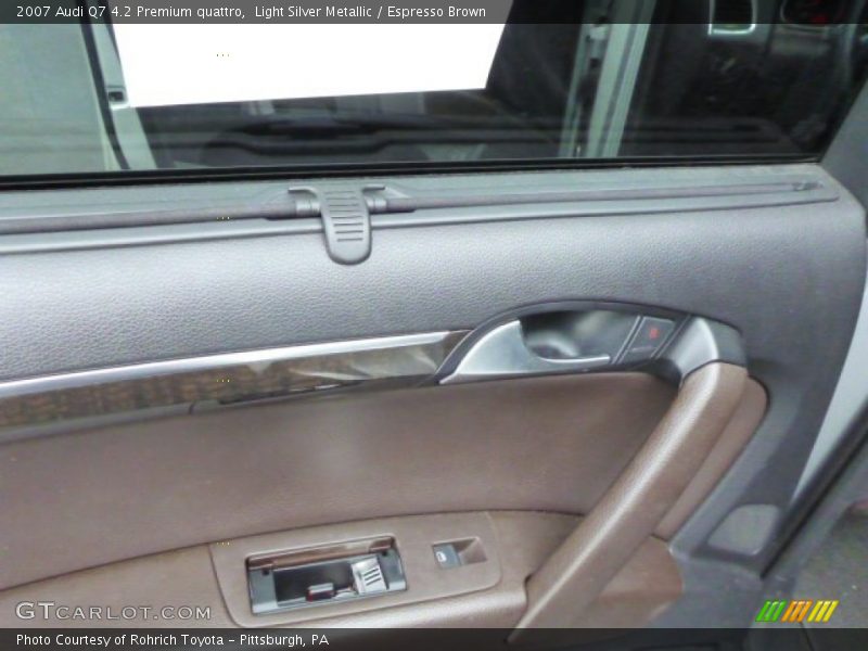 Light Silver Metallic / Espresso Brown 2007 Audi Q7 4.2 Premium quattro