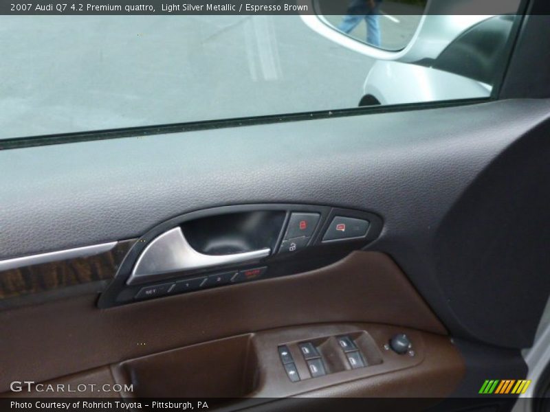 Light Silver Metallic / Espresso Brown 2007 Audi Q7 4.2 Premium quattro