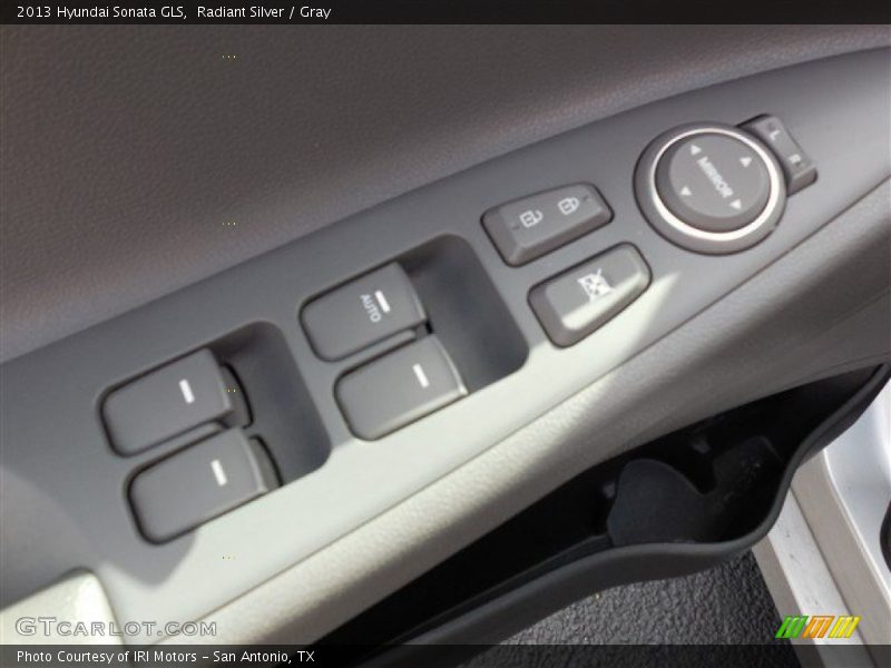 Radiant Silver / Gray 2013 Hyundai Sonata GLS