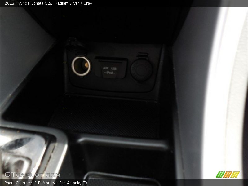 Radiant Silver / Gray 2013 Hyundai Sonata GLS