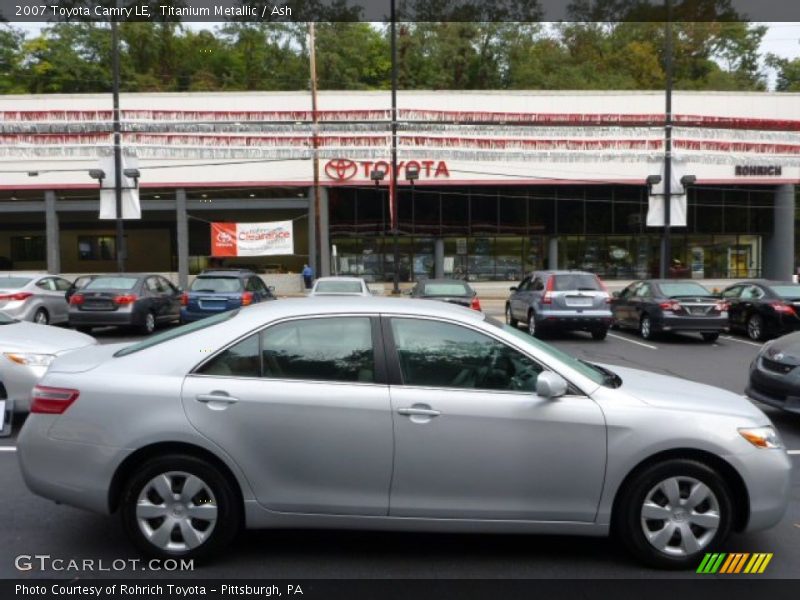 Titanium Metallic / Ash 2007 Toyota Camry LE