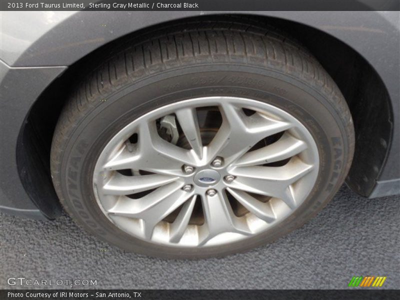 Sterling Gray Metallic / Charcoal Black 2013 Ford Taurus Limited