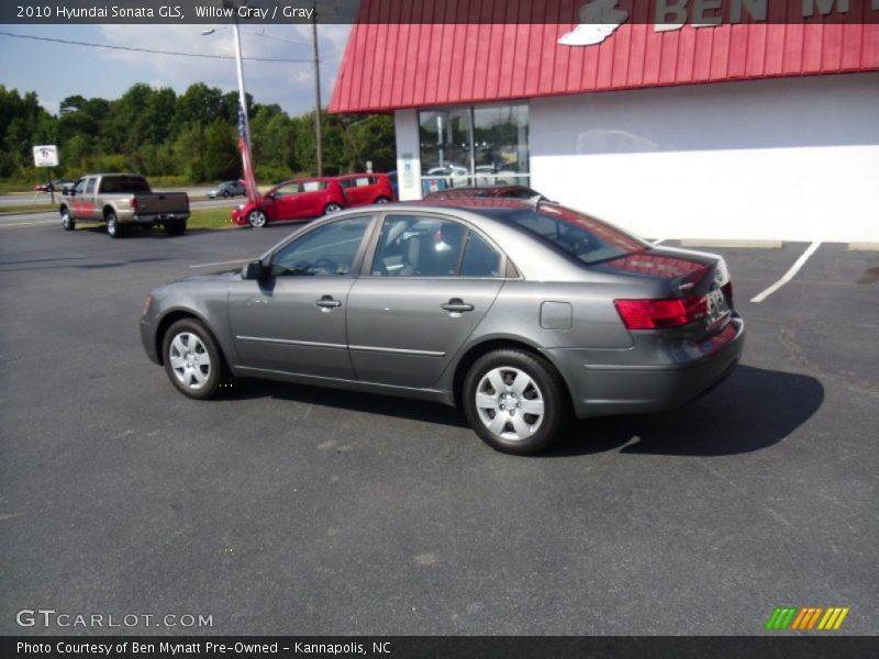 Willow Gray / Gray 2010 Hyundai Sonata GLS