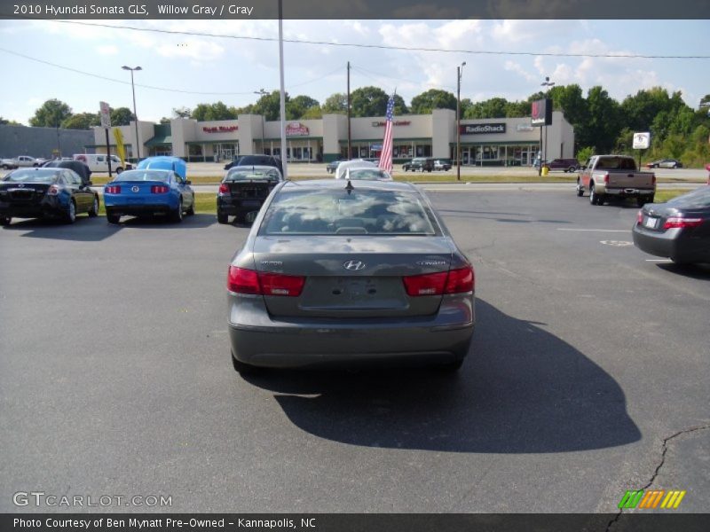 Willow Gray / Gray 2010 Hyundai Sonata GLS