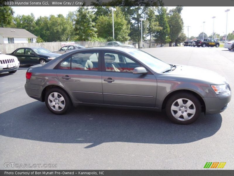 Willow Gray / Gray 2010 Hyundai Sonata GLS