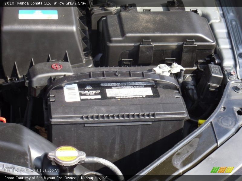 Willow Gray / Gray 2010 Hyundai Sonata GLS