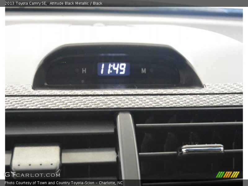 Attitude Black Metallic / Black 2013 Toyota Camry SE