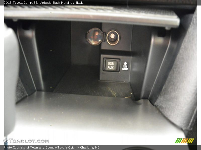 Attitude Black Metallic / Black 2013 Toyota Camry SE