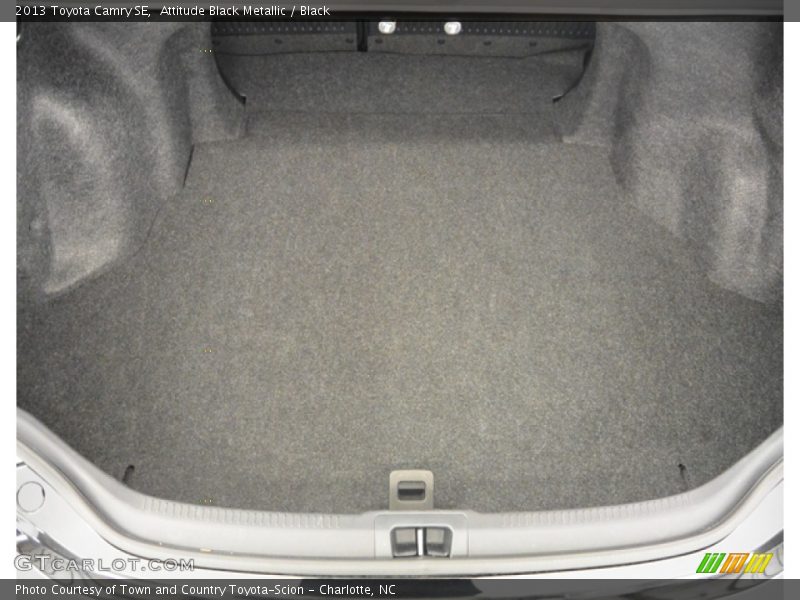 Attitude Black Metallic / Black 2013 Toyota Camry SE
