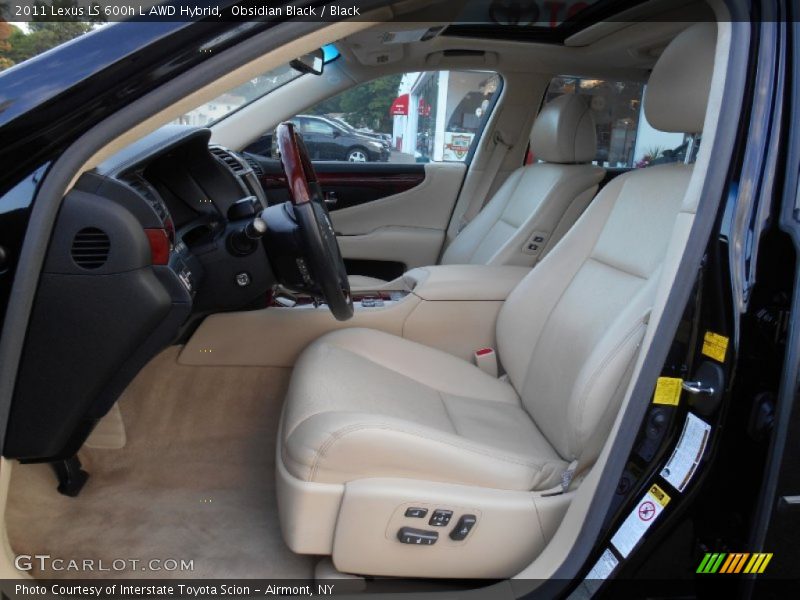 Front Seat of 2011 LS 600h L AWD Hybrid