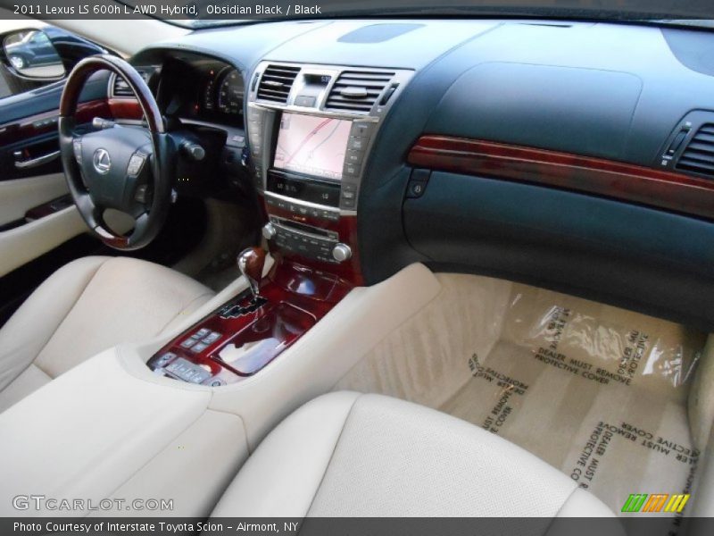 Dashboard of 2011 LS 600h L AWD Hybrid