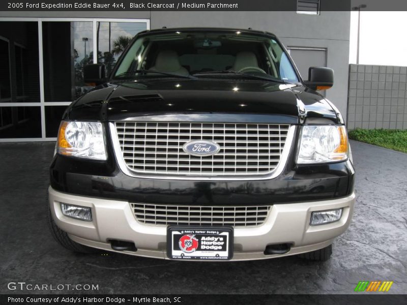 Black Clearcoat / Medium Parchment 2005 Ford Expedition Eddie Bauer 4x4