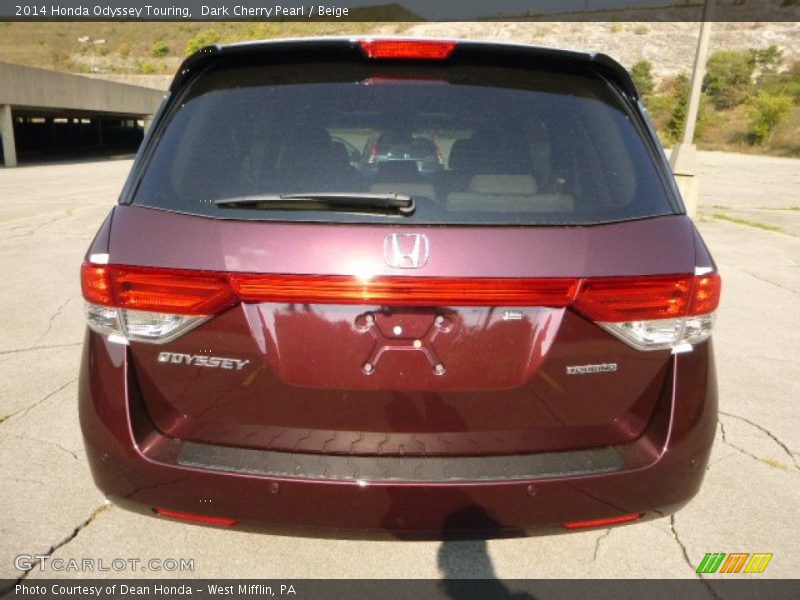 Dark Cherry Pearl / Beige 2014 Honda Odyssey Touring