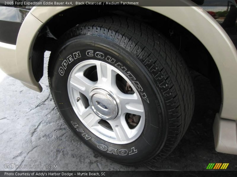 Black Clearcoat / Medium Parchment 2005 Ford Expedition Eddie Bauer 4x4