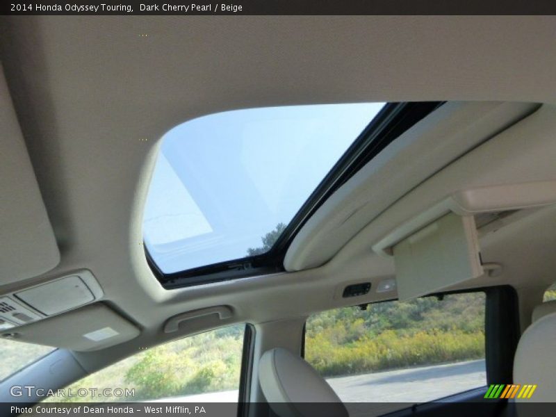 Dark Cherry Pearl / Beige 2014 Honda Odyssey Touring