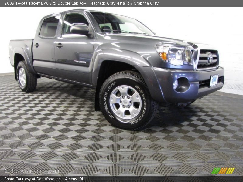Magnetic Gray Metallic / Graphite Gray 2009 Toyota Tacoma V6 SR5 Double Cab 4x4