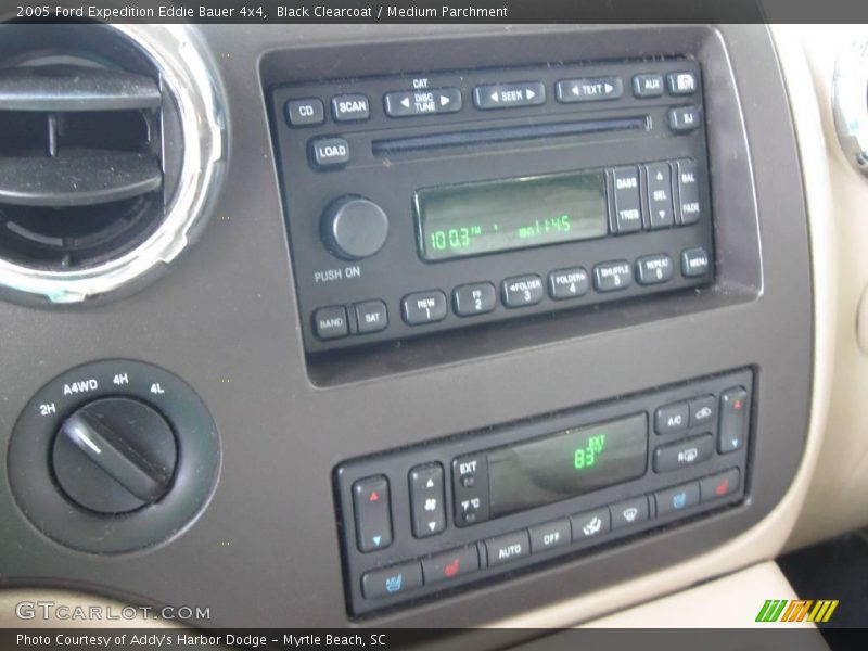 Black Clearcoat / Medium Parchment 2005 Ford Expedition Eddie Bauer 4x4