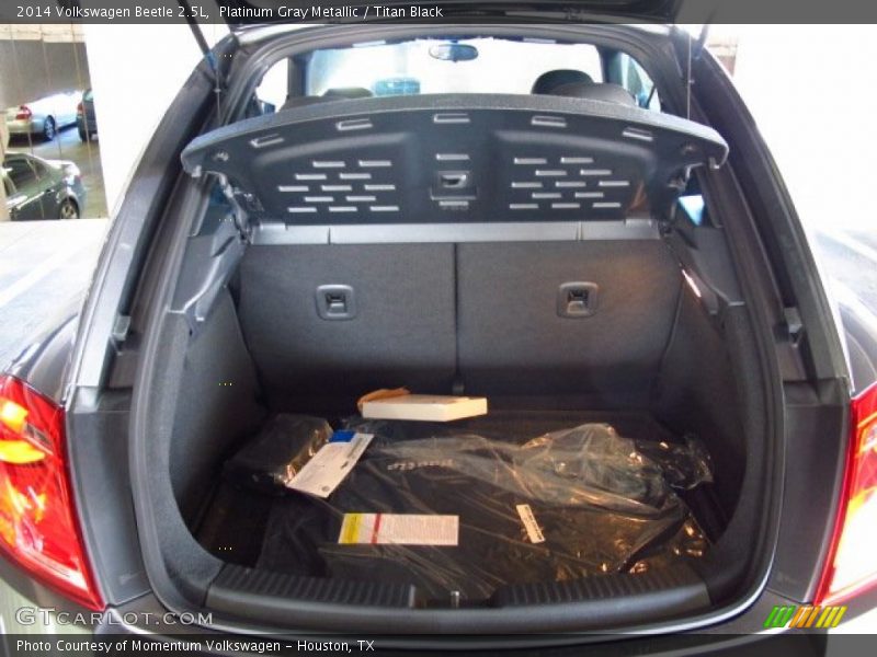 Platinum Gray Metallic / Titan Black 2014 Volkswagen Beetle 2.5L