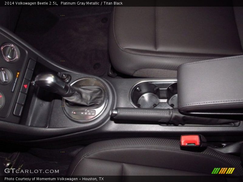 Platinum Gray Metallic / Titan Black 2014 Volkswagen Beetle 2.5L