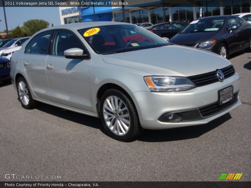 White Gold Metallic / Titan Black 2011 Volkswagen Jetta SEL Sedan