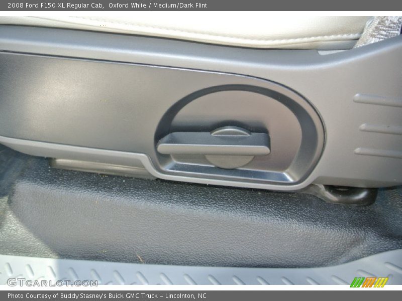 Oxford White / Medium/Dark Flint 2008 Ford F150 XL Regular Cab