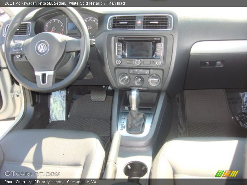 White Gold Metallic / Titan Black 2011 Volkswagen Jetta SEL Sedan