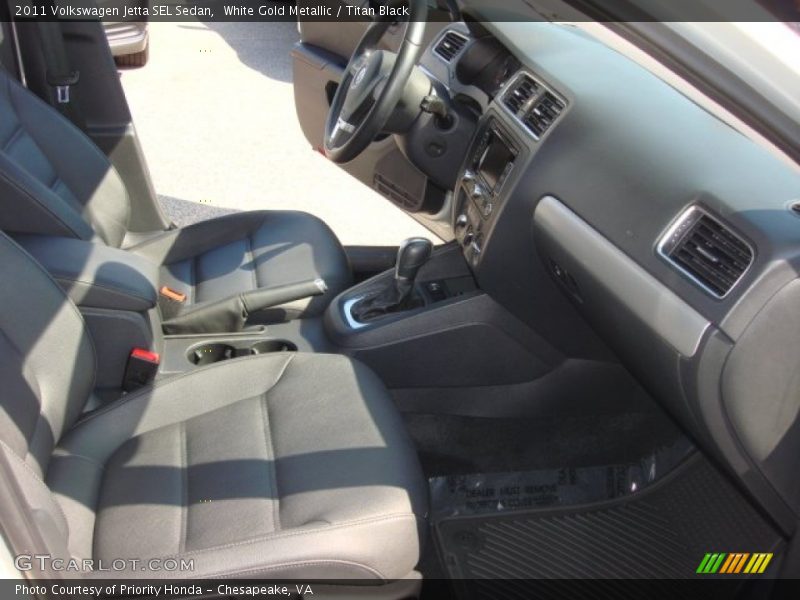 White Gold Metallic / Titan Black 2011 Volkswagen Jetta SEL Sedan