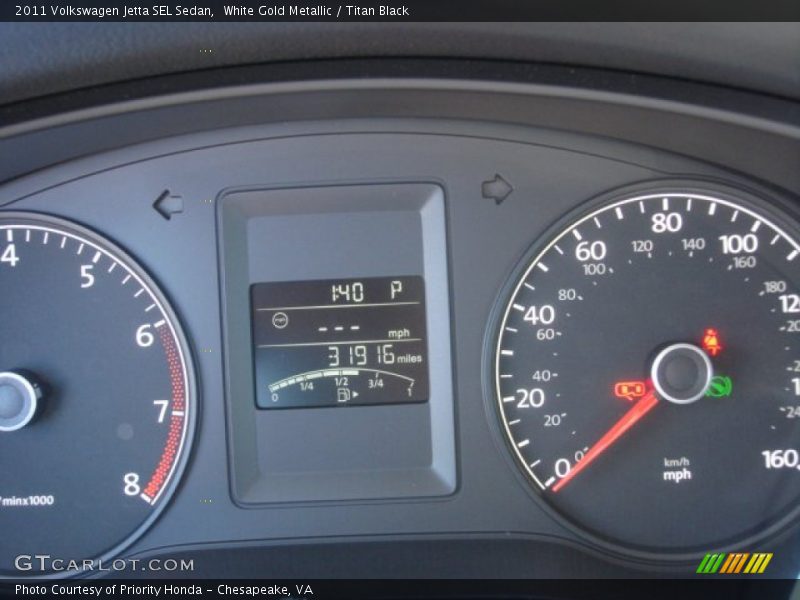 White Gold Metallic / Titan Black 2011 Volkswagen Jetta SEL Sedan